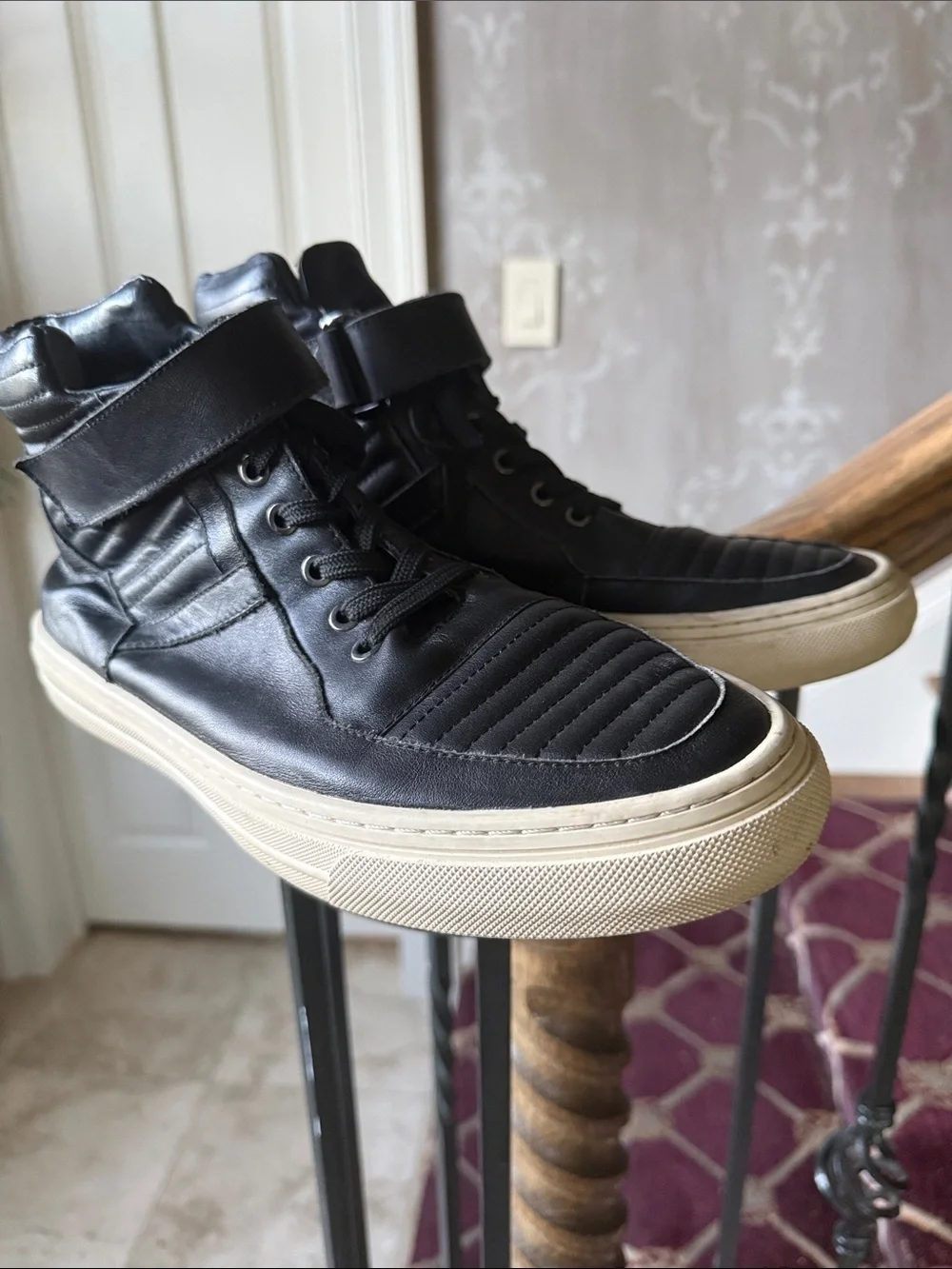 VINTAGE FOUNDRY COMPANY men’s leather high top size 11 very good condition